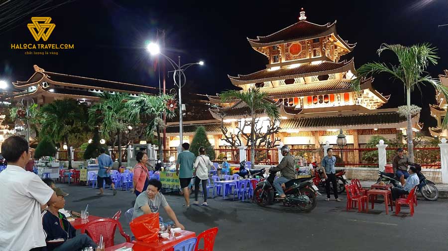 Chua Ba Chau Doc Nui Sam