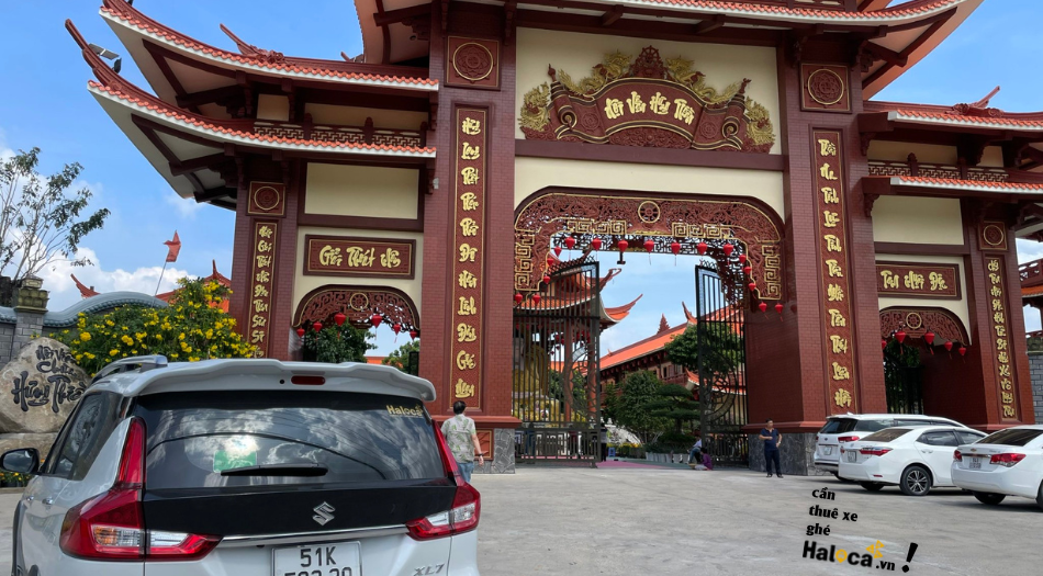 Thue Xe 7 Cho Di Chua Ba Chau Doc